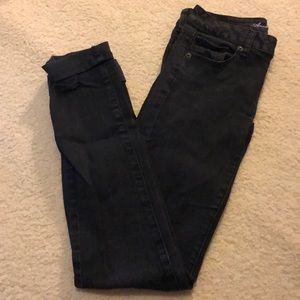 AEO Low-Rise Black Skinny Jeans